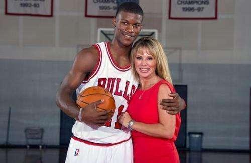 他此前更多 他此前更多