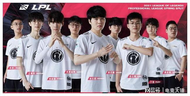 攻队友破门 攻队友破门