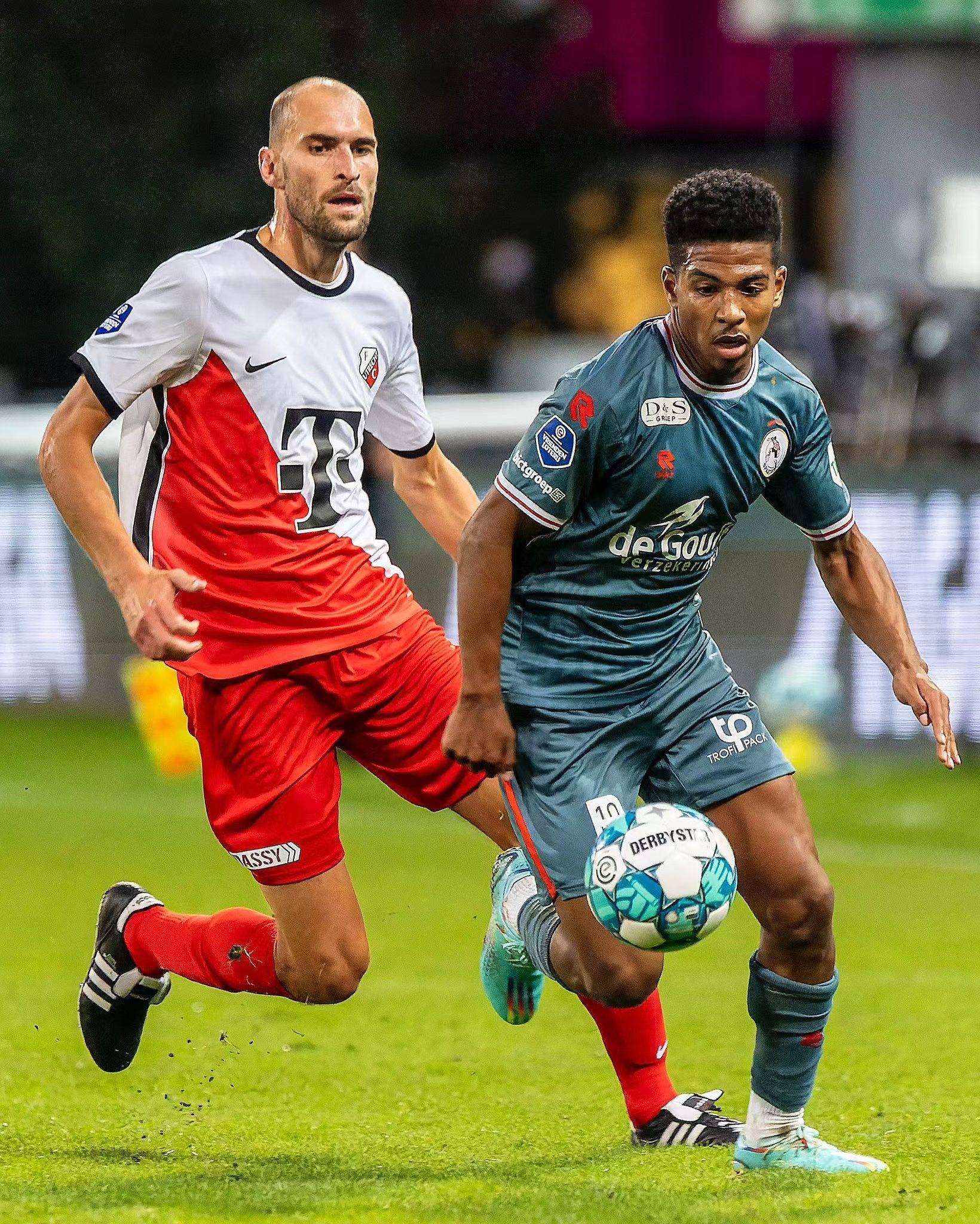 消费者的双 消费者的双